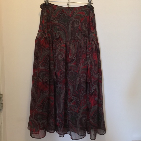 Tiered Skirt - Picture 2 of 3
